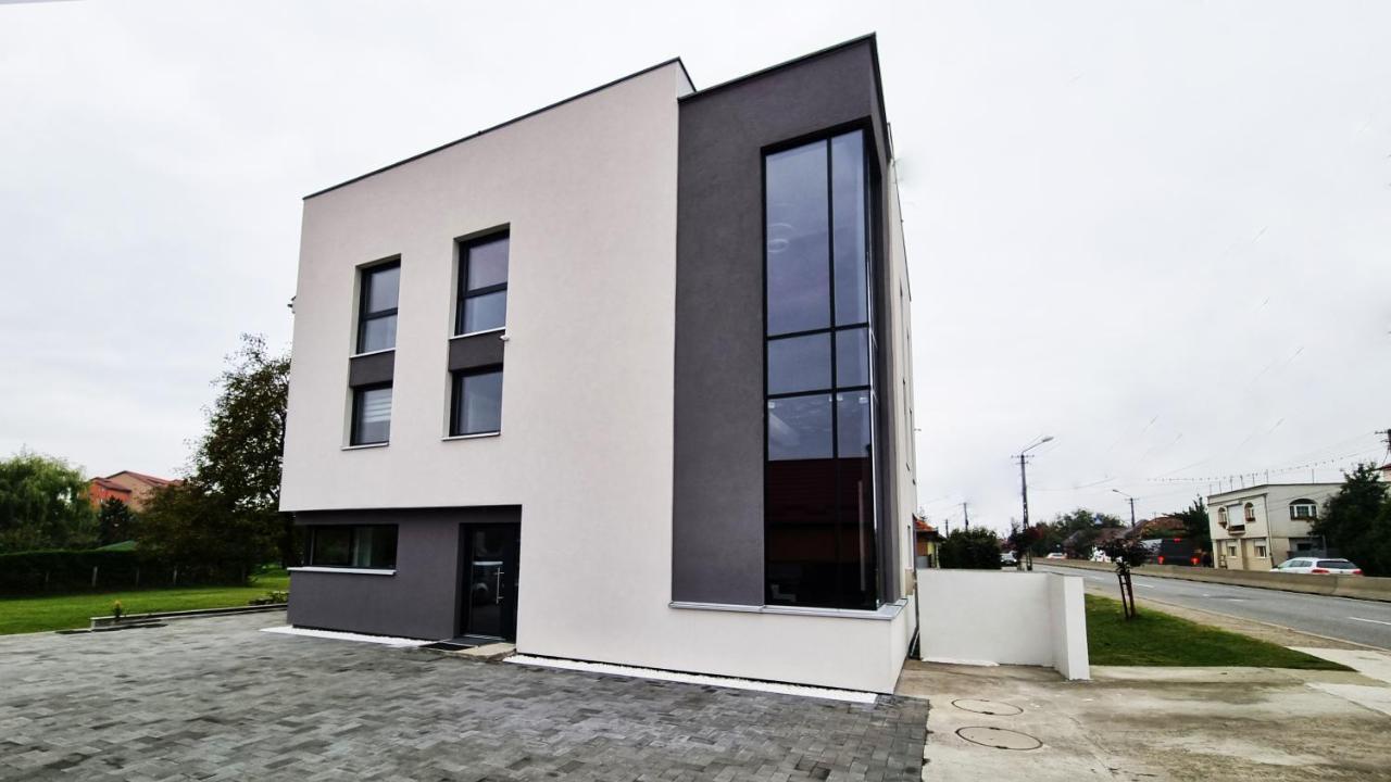 The Butterfly Sîngeorgiu de Mureş Exterior foto